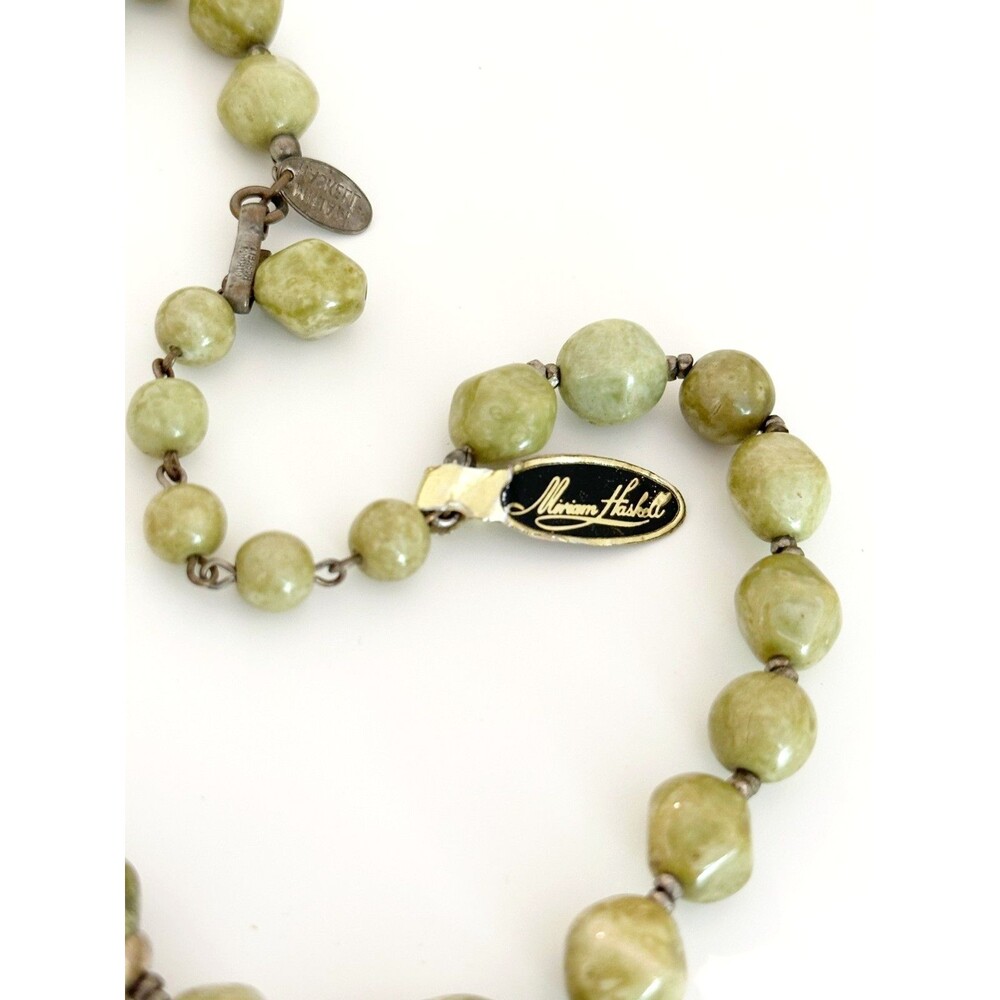 Vintage Signed Miriam Haskell Marbled Green Glass Nugget Bead Statement Necklace - Picture 8 of 9